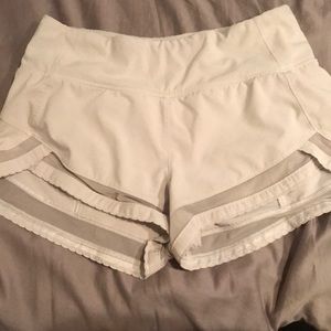 White lululemon shorts